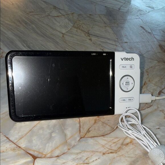 Tech - Picture 1 of 11